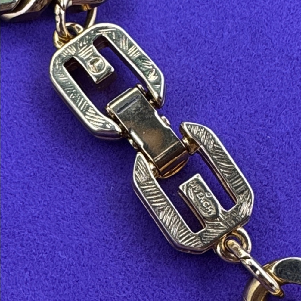 💛 Vintage Givenchy Gold Tone Curb Statement Necklace - Picture 5 of 5